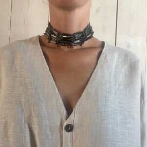 Collar de Cadena de Ocho Líneas con Espejos Rectangulares Color Negro