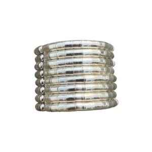 Pulsera de ocho líneas y de color plateada